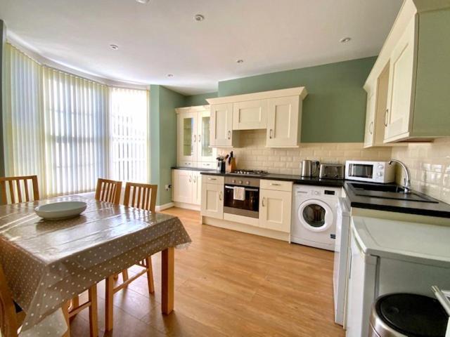 The Flat @ Sixteen Scarborough Extérieur photo